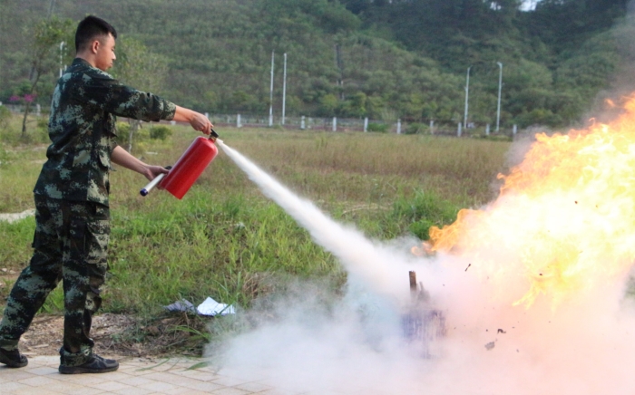 057f2612daa7ffbc4666dbefde0c8ecd.jpg QQ图片20181113082159_副本.jpg