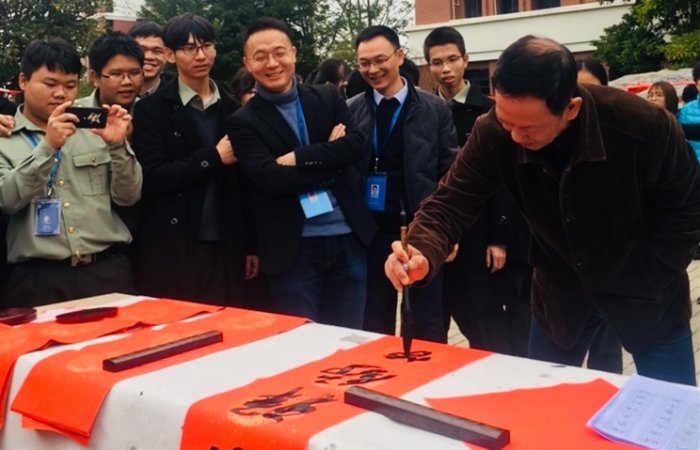 1e6f276882cc2de068bdb91adcd9c7d7.jpg 微信图片_20181225091427_副本.jpg