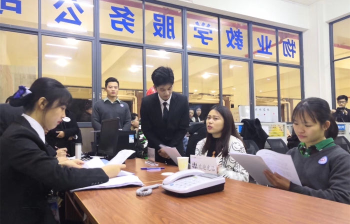 0465353931411e39d5cd9ff453d7bd02.jpg 88_副本.jpg