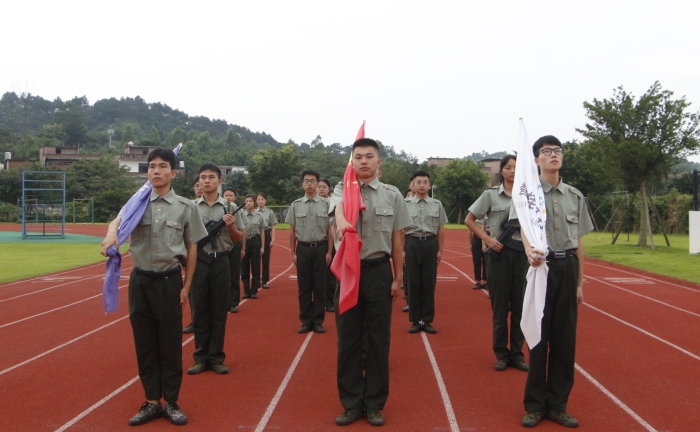 b9a9eece12bfee10187311442a1b606d.jpg 升旗仪式1 _副本.jpg