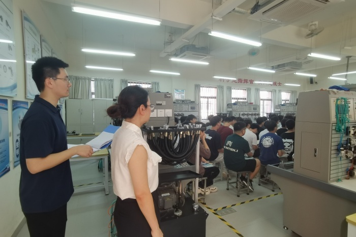 cd90fd159bfaa85d6552c179e1772314.jpg 3.jpg