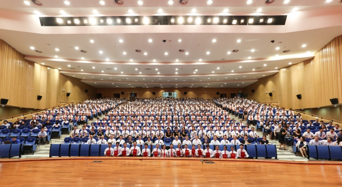 b90226b840d39edf27926e15c22cea41.jpg 合影11_副本.jpg