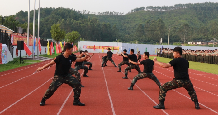 47c8eda8c8a822c88eb675acd2fadef7.jpg 0Z6A6015_副本.jpg