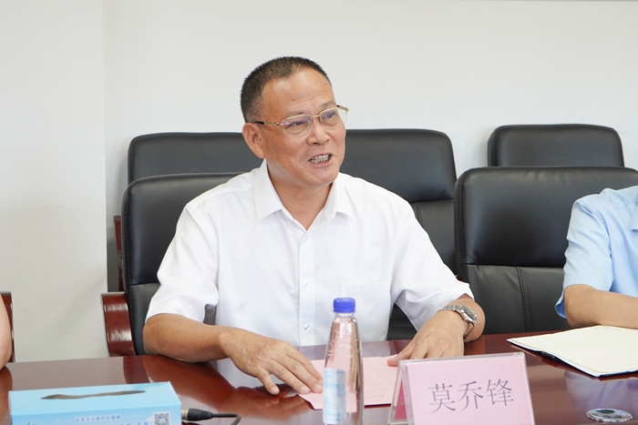 95b4ec86f5de4227a74bb4112e265e25.jpg 01.jpg