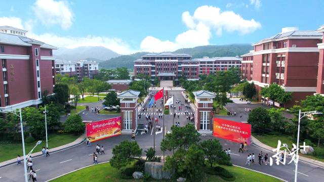 2ce4b28ea58c0dfd55f7098b0c33d407.jpg 02.jpg