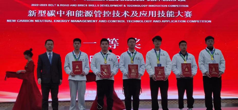 0083f55774392b1cdd0036acf2c2594d.jpg 0083f55774392b1cdd0036acf2c2594d.jpg