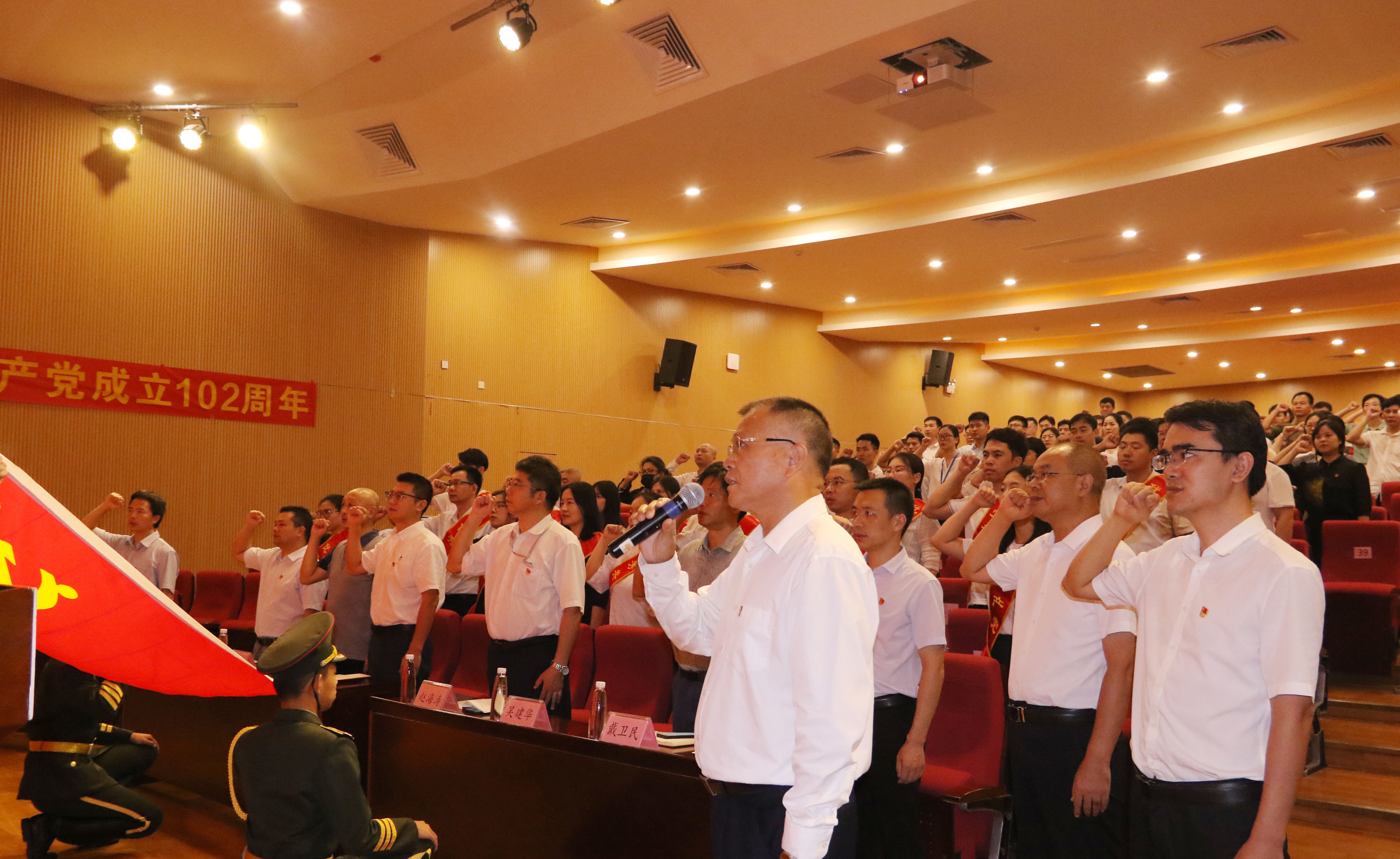 0d0122e774b0762b3793b458ac23d6fe.jpg 0d0122e774b0762b3793b458ac23d6fe.jpg