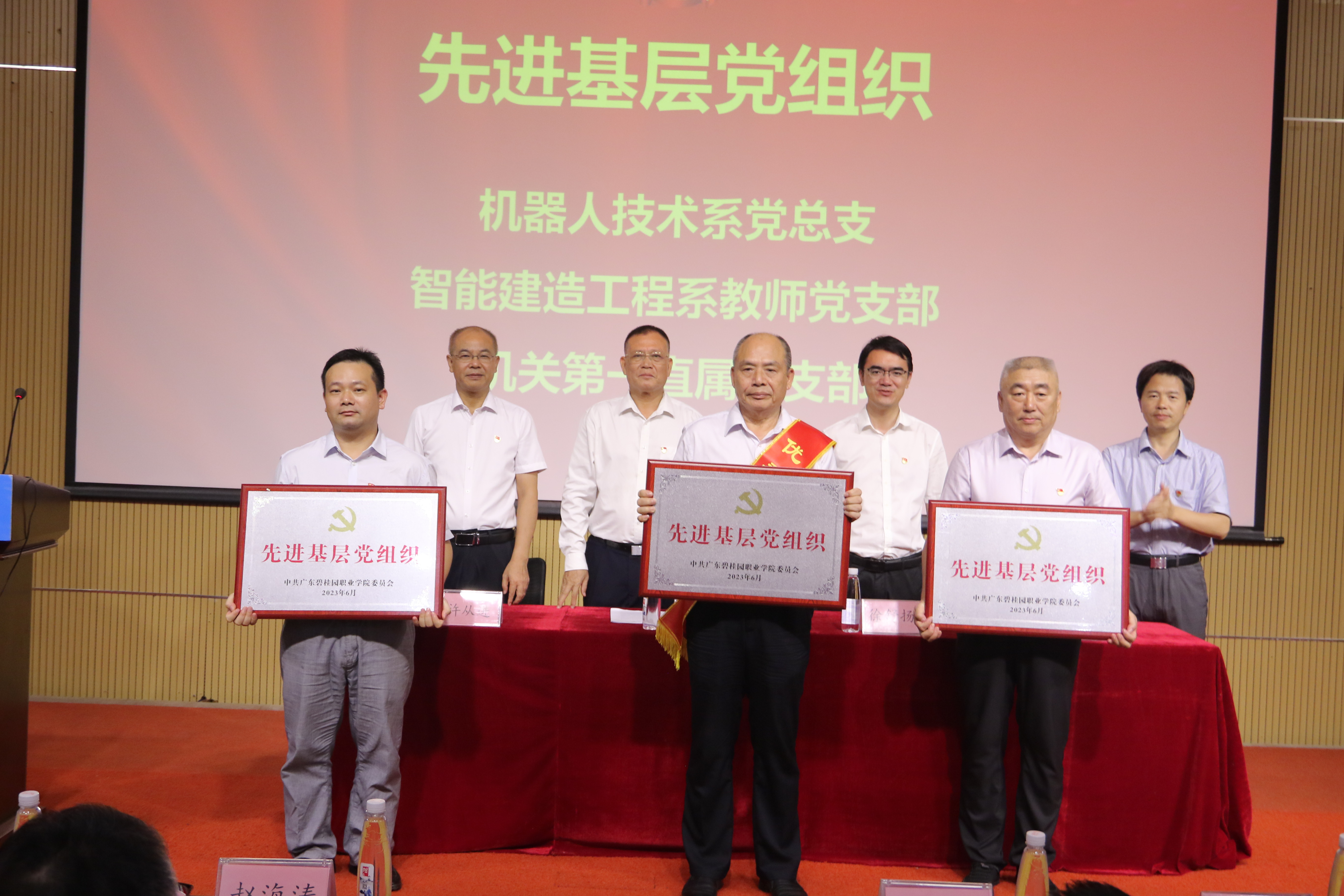 74bd013d54f036e6b24fb32c903540e6.jpg 74bd013d54f036e6b24fb32c903540e6.jpg