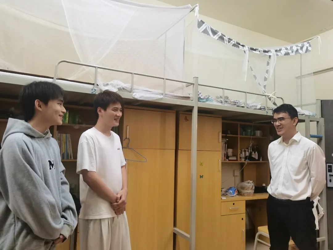 dad88b27982c2ded5f0b3f95171d934c.jpg dad88b27982c2ded5f0b3f95171d934c.jpg