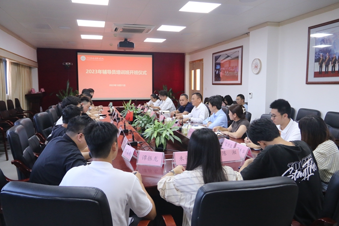 be4098125e3720ddad8cffb4cbf7936b.jpg 700.JPG