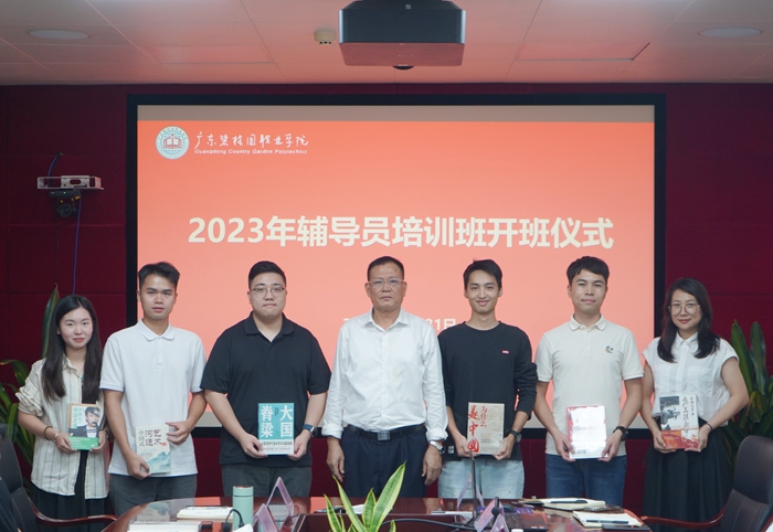 be7b9663a233bd0592d3e488408f4baf.jpg 700-2 (2).jpg