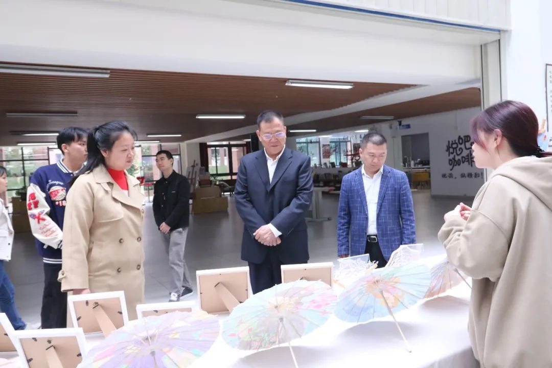 1c73b05da8fe8b9e3517e767b1bfbe4e.jpg 1c73b05da8fe8b9e3517e767b1bfbe4e.jpg