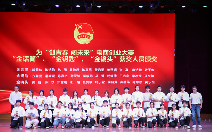 94d04a05c310d471b89b901507ef190e.jpg 7C8A8830.jpg