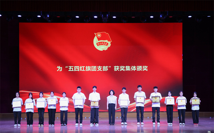 9604328ee5e7d330147e70cdfab02425.jpg 7C8A8872.jpg