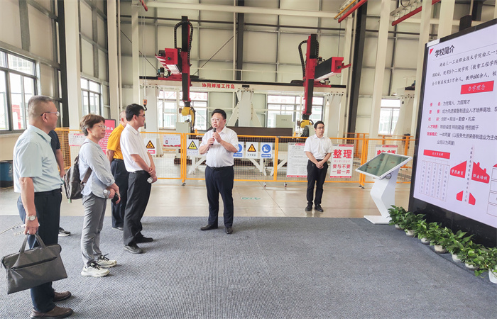 ddcd3867c457c4f3ebd382904f4c6dc1.jpg 1.jpg