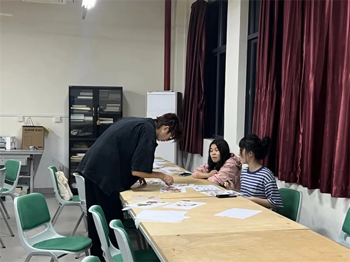 96c5d213be2454a8c0333c34d9e17d40.jpg 4.jpg