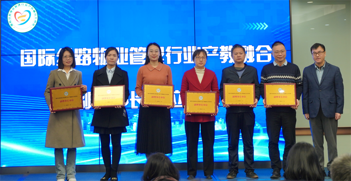 8a67f8966cfe3900aa4680569f3fcbd3.png DSC02672.png