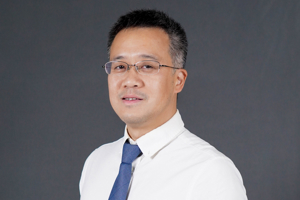 校长助理：叶勋