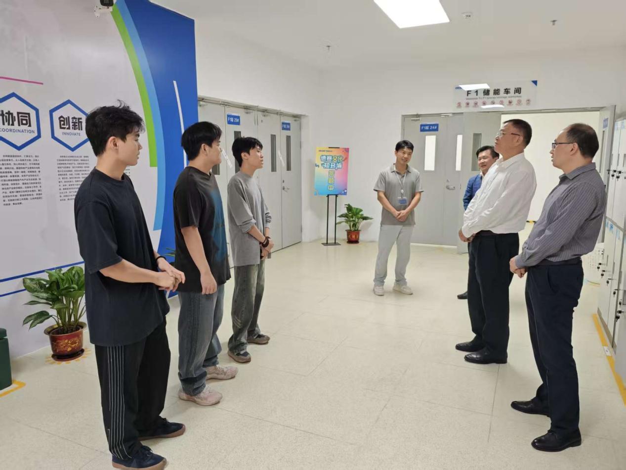 5bcfa75f58ae872848bc4f9a359d67c0