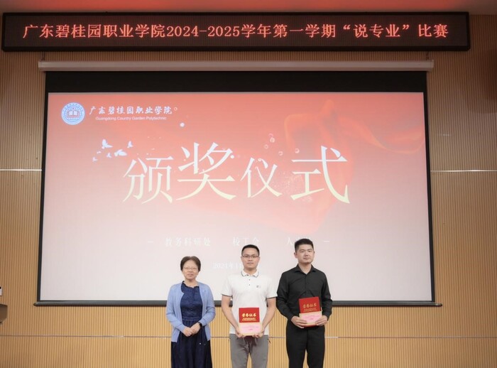 fa9c02d42ec401ece3f61cf376827d69.jpg 6ff466d37bcd75b8173a8a2a54471a81.jpg